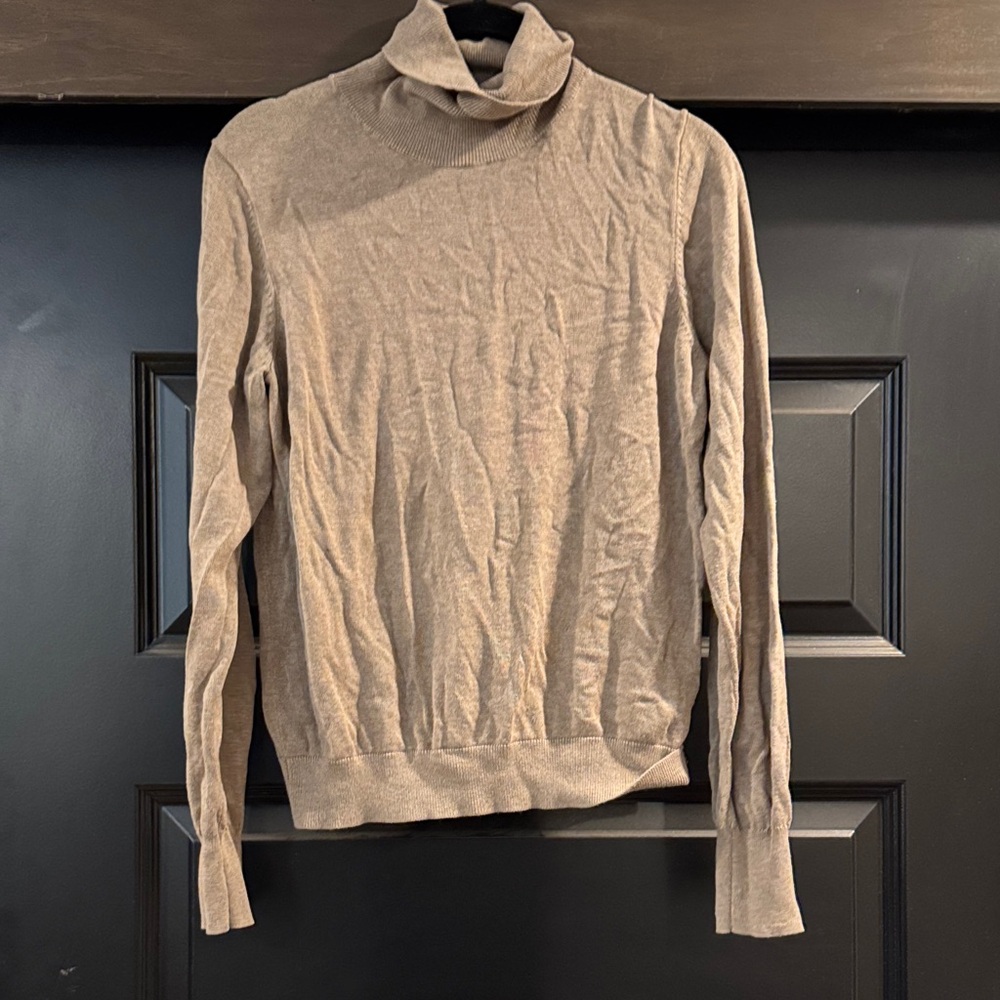 H&M Tan Turtleneck Sweater